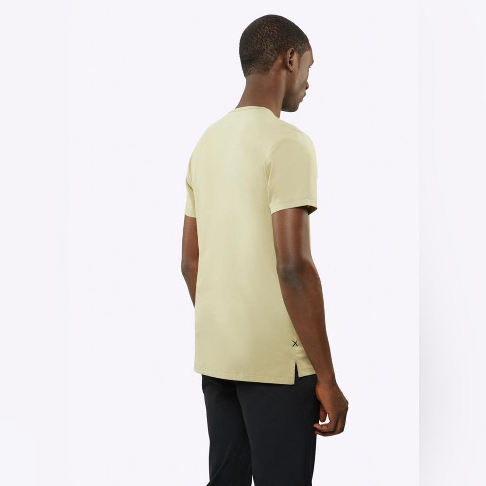 NWT CUTS AO Split-Hem Tee in Reed - Picture 2 of 9